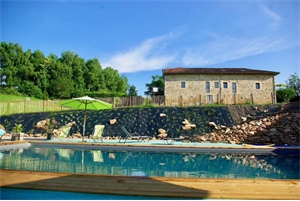 longere à la vente -   46100  FIGEAC, surface 400 m2 vente longere - UBI437882036